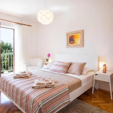 App Sanny With Terrace