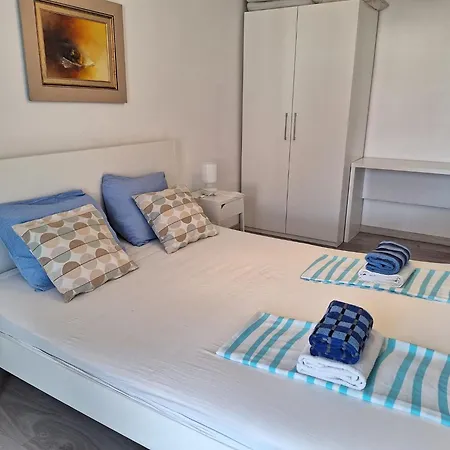 App Sanny With Terrace Apartamento