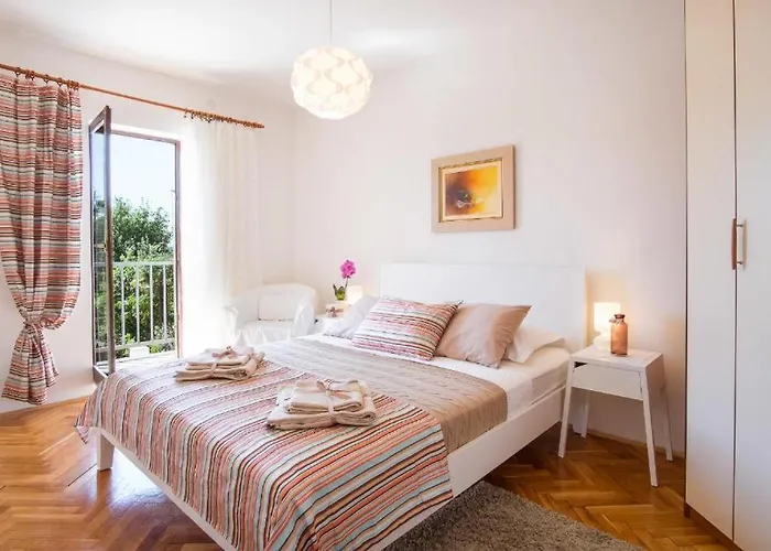 App Sanny With Terrace